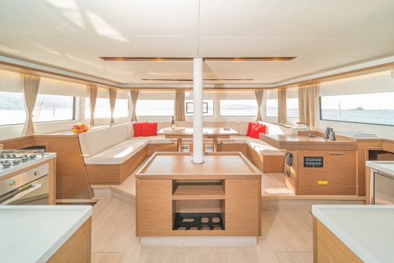 Image of Jupiter yacht #15