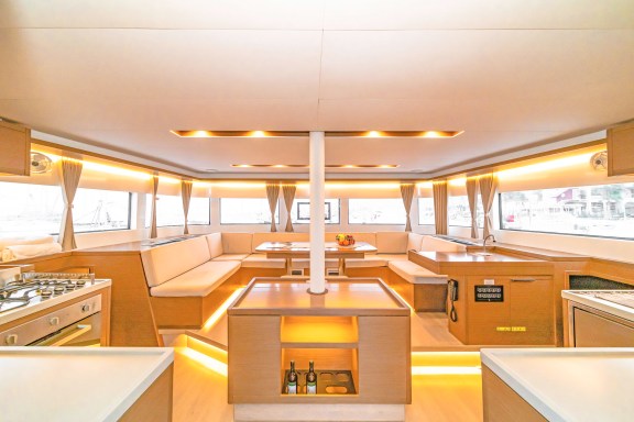 Image of Just Infinity yacht #9