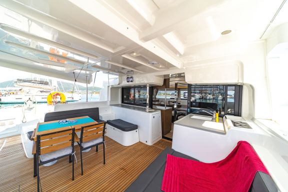 Image of Pnoe yacht #10