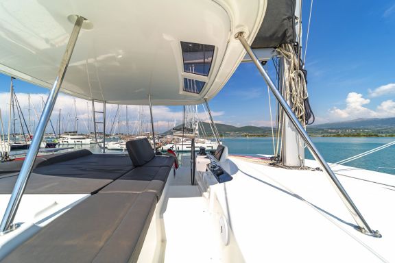 Image of Pnoe yacht #12