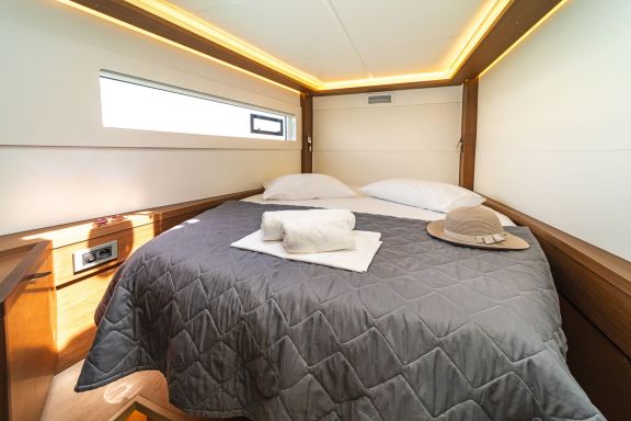 Image of Pnoe yacht #18