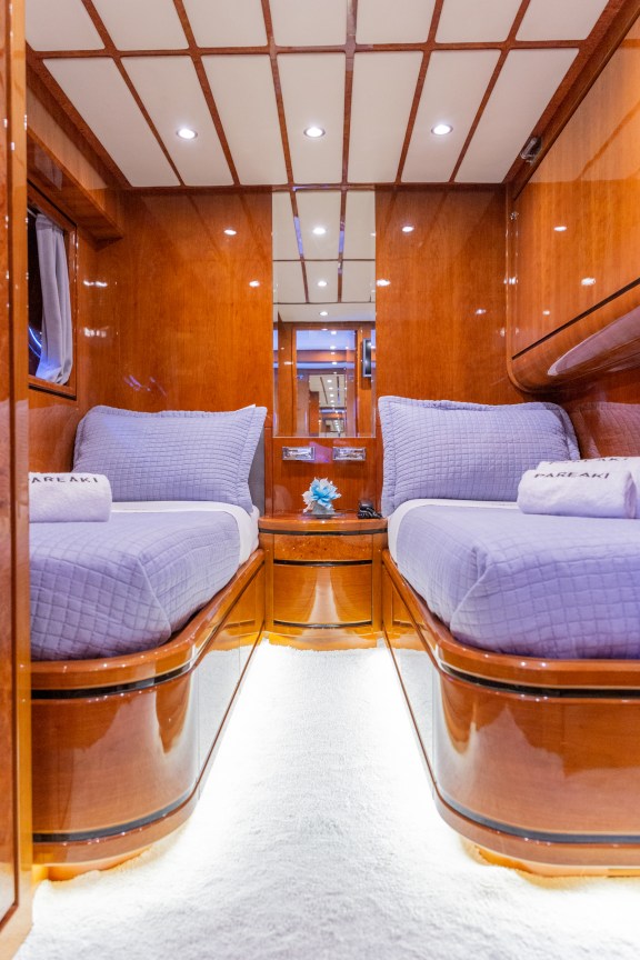 Image of Pareaki yacht #23