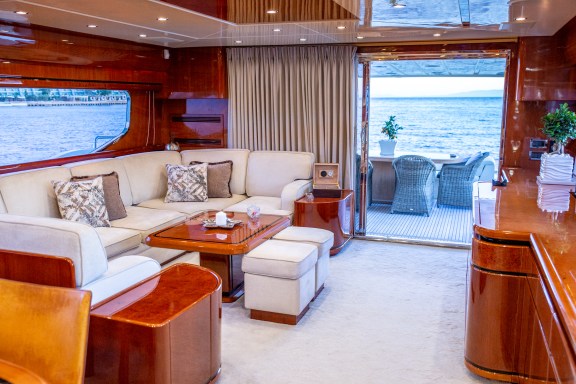 Image of Pareaki yacht #30