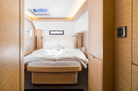 Image of Madame El Grande yacht #21