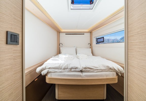 Image of Madame El Grande yacht #20