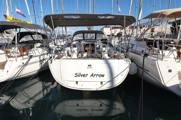 Image of Silver Arrow yacht #48