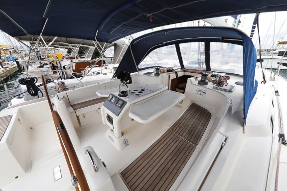 Image of Strawberry III yacht #5