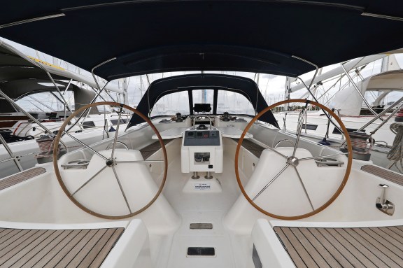 Image of Strawberry III yacht #6