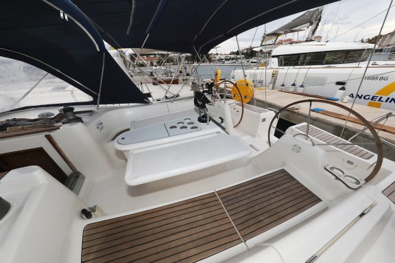 Image of Strawberry III yacht #8