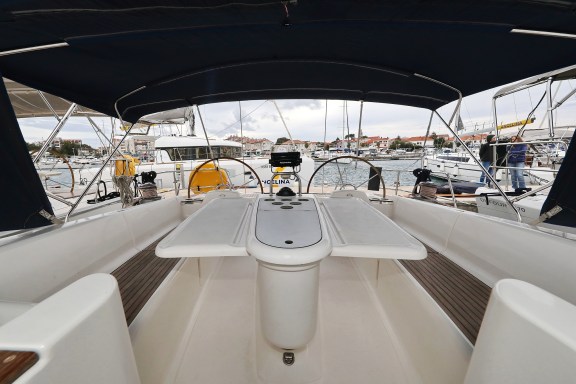 Image of Strawberry III yacht #9