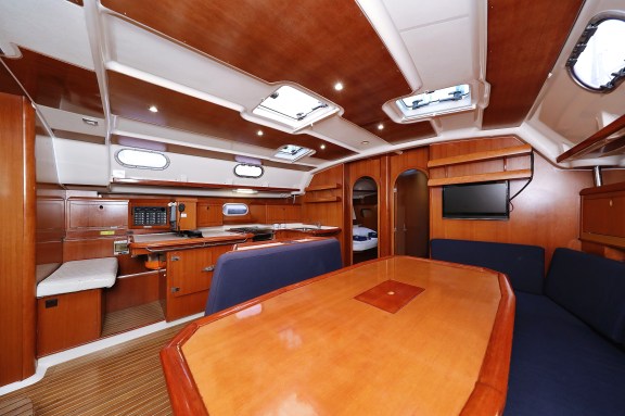 Image of Strawberry III yacht #14