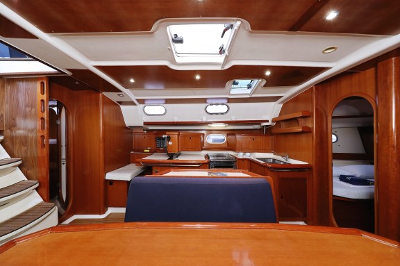 Image of Strawberry III yacht #19