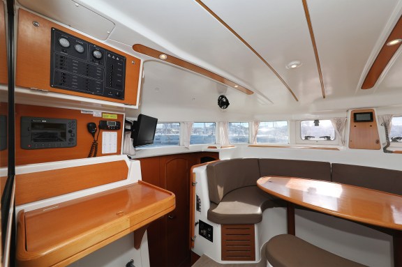 Image of Love Song yacht #17