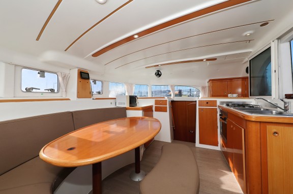 Image of Love Song yacht #19