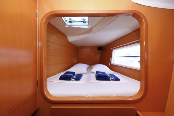 Image of Love Song yacht #30