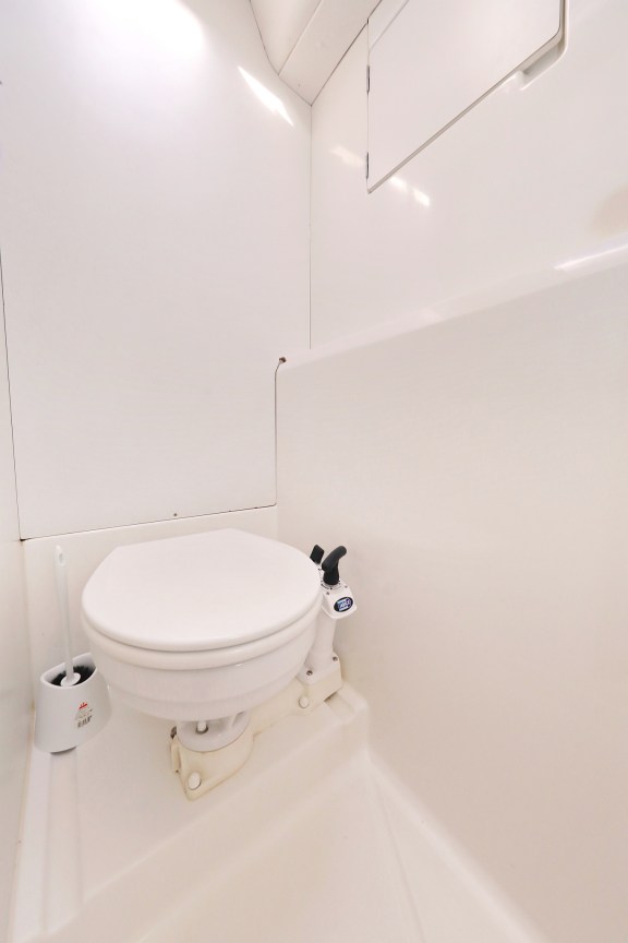 Image of Love Song yacht #37