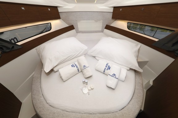 Image of Calypso yacht #12