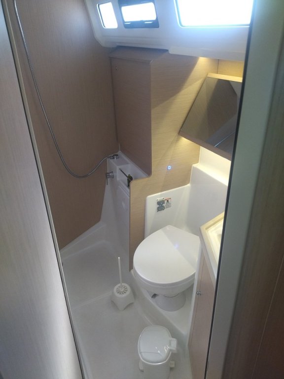 Image of Magnum yacht #8