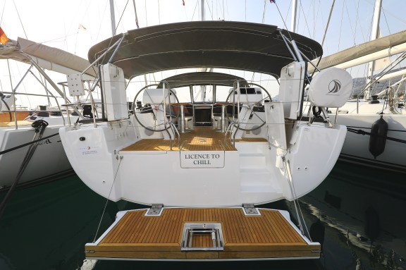 Image of Licence to Chill yacht #3