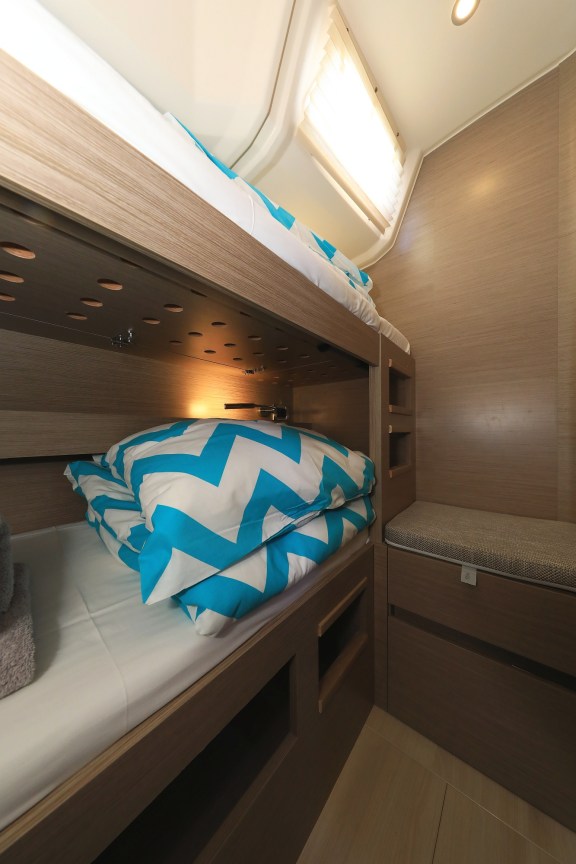 Image of Licence to Chill yacht #14