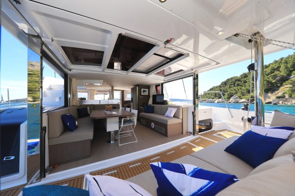 Image of Joie de vivre yacht #18