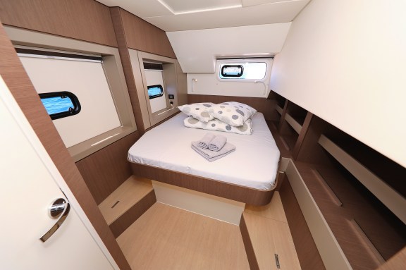 Image of Joie de vivre yacht #21