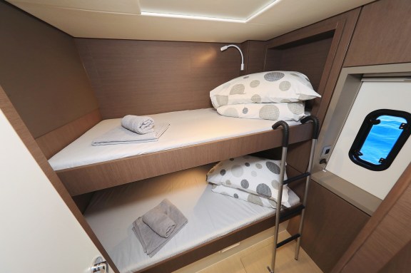 Image of Joie de vivre yacht #24