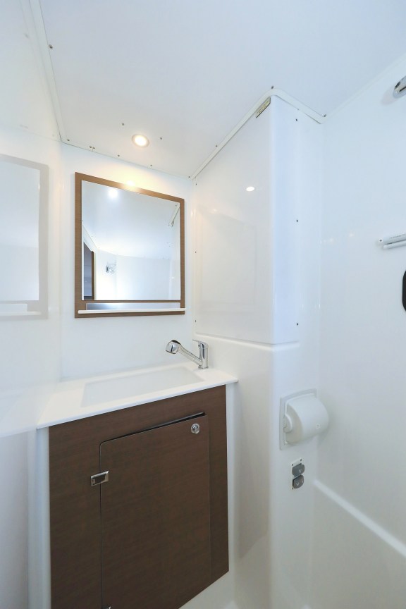 Image of Le Petit Paradis yacht #21