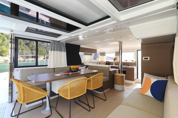 Image of Clair de Lune yacht #11