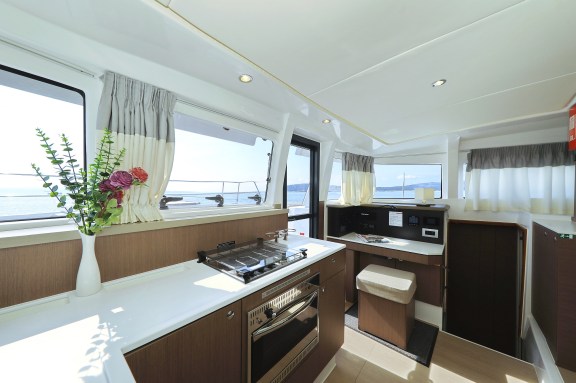 Image of Clair de Lune yacht #13