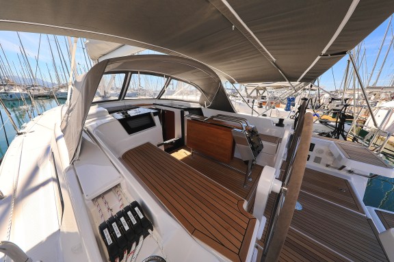 Image of Sweet Summer yacht #5