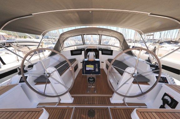 Image of Sweet Summer yacht #3