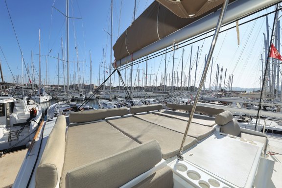 Image of Dragonfly yacht #5