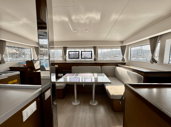 Image of Sail Castor yacht #9