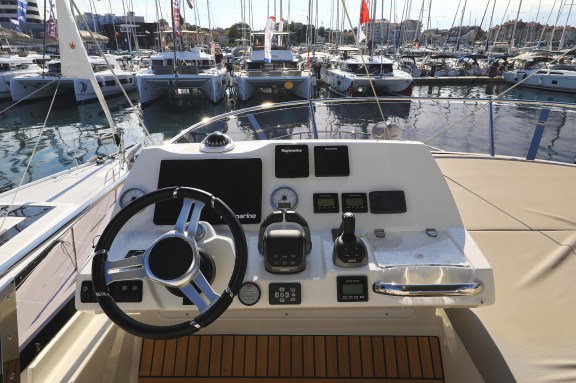 Image of Ferus yacht #7