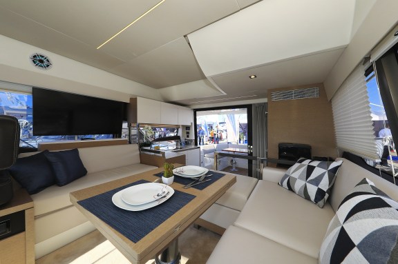 Image of Ferus yacht #11