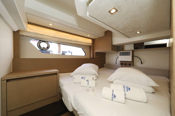 Image of Ferus yacht #21