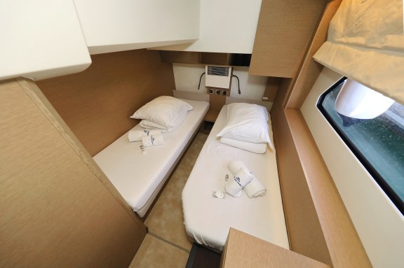 Image of Ferus yacht #22