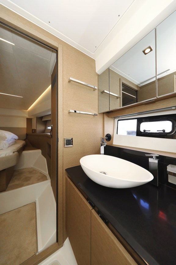 Image of Ferus yacht #25