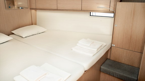 Image of Barcelona yacht #15