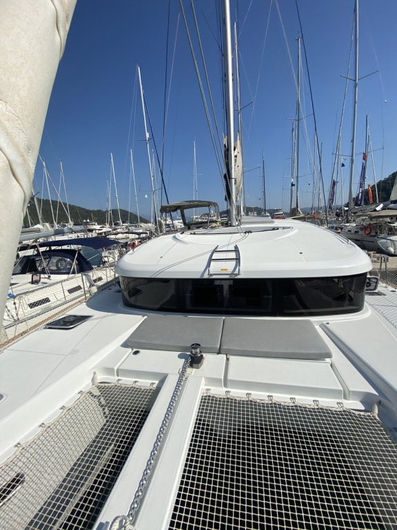 Image of Falcon yacht #3