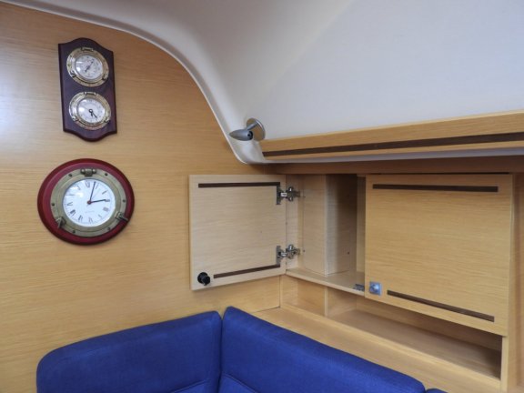 Image of Moon Shadow yacht #11