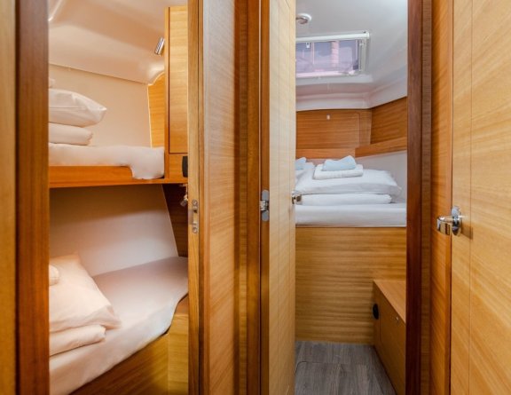 Image of Sax III yacht #16