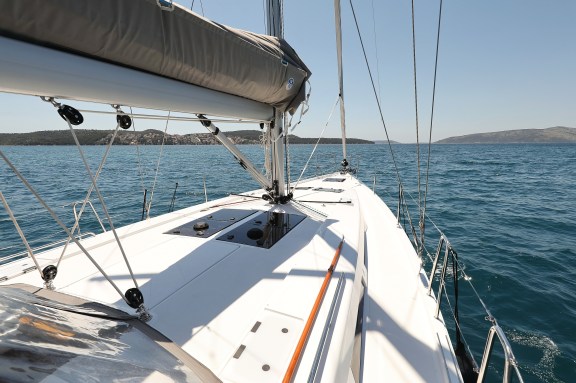Image of One Life yacht #6
