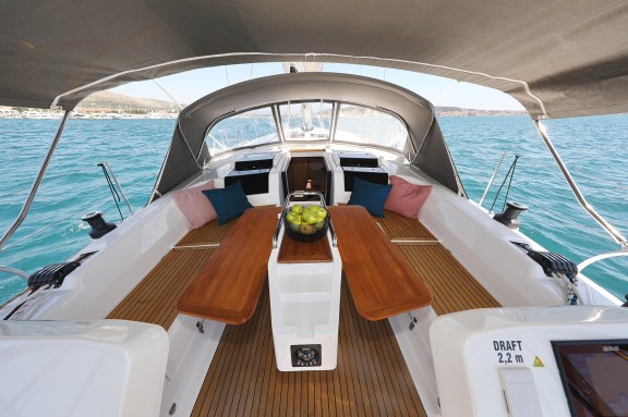 Image of One Life yacht #8