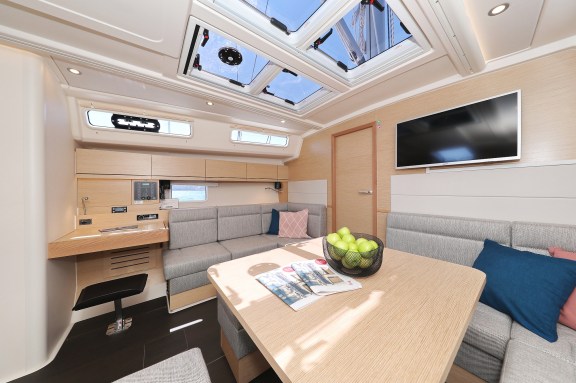 Image of One Life yacht #11