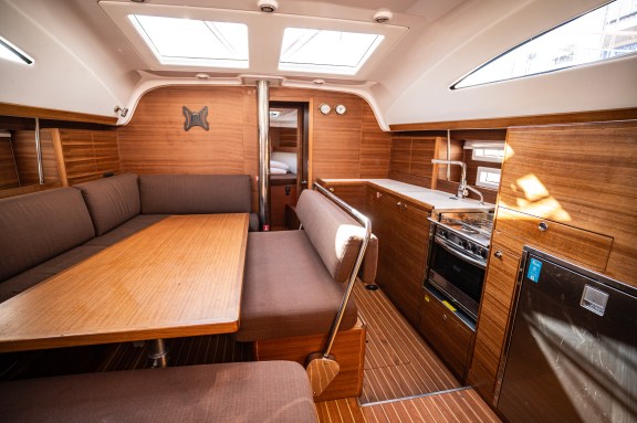 Image of Tatiana yacht #20