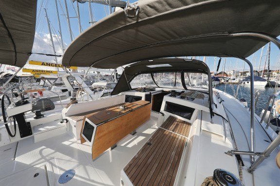 Image of Anthea yacht #6