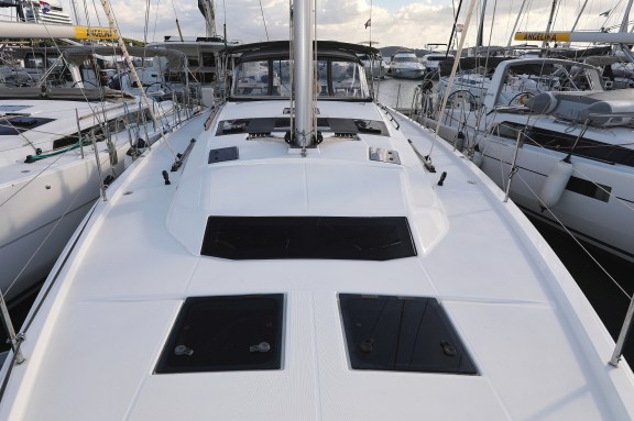 Image of Anthea yacht #11