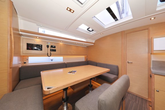 Image of Anthea yacht #15